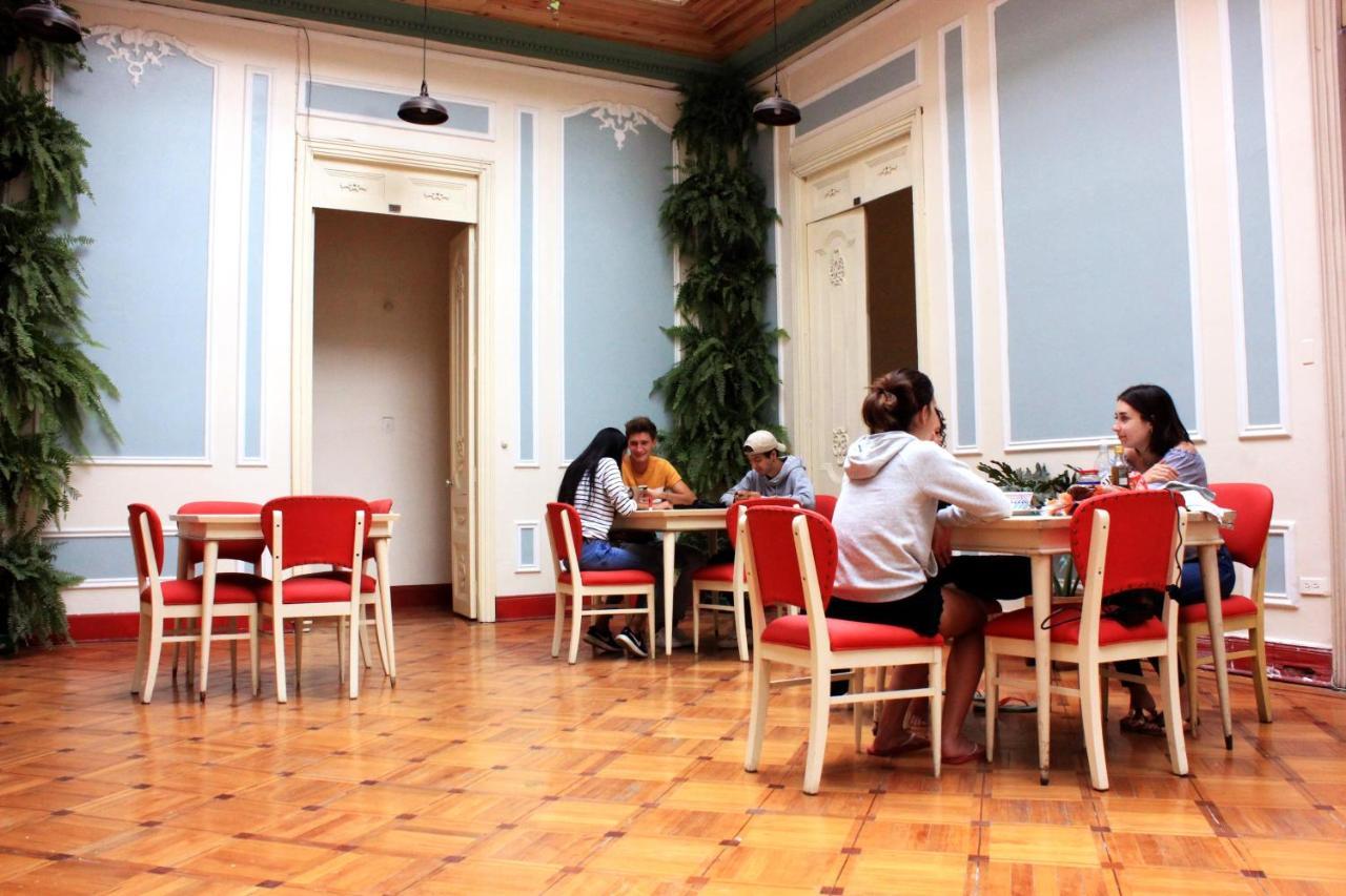 Hostal R10 Богота Экстерьер фото